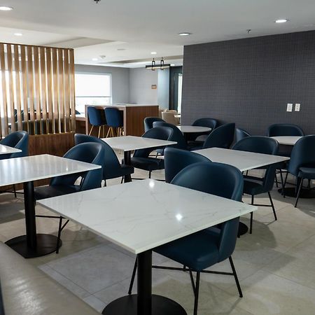La Quinta By Wyndham Dallas Мескит Екстериор снимка