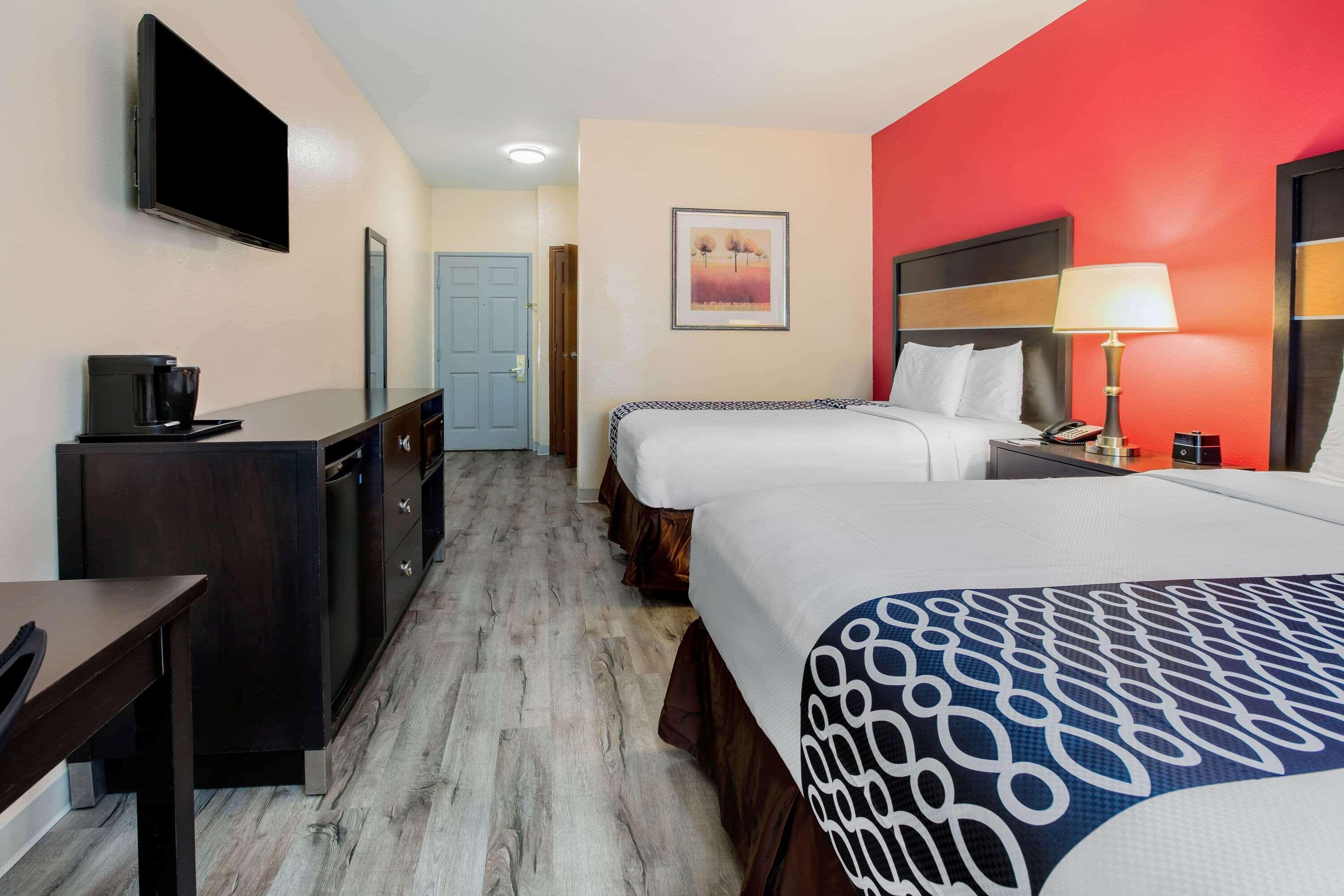 La Quinta By Wyndham Dallas Мескит Екстериор снимка