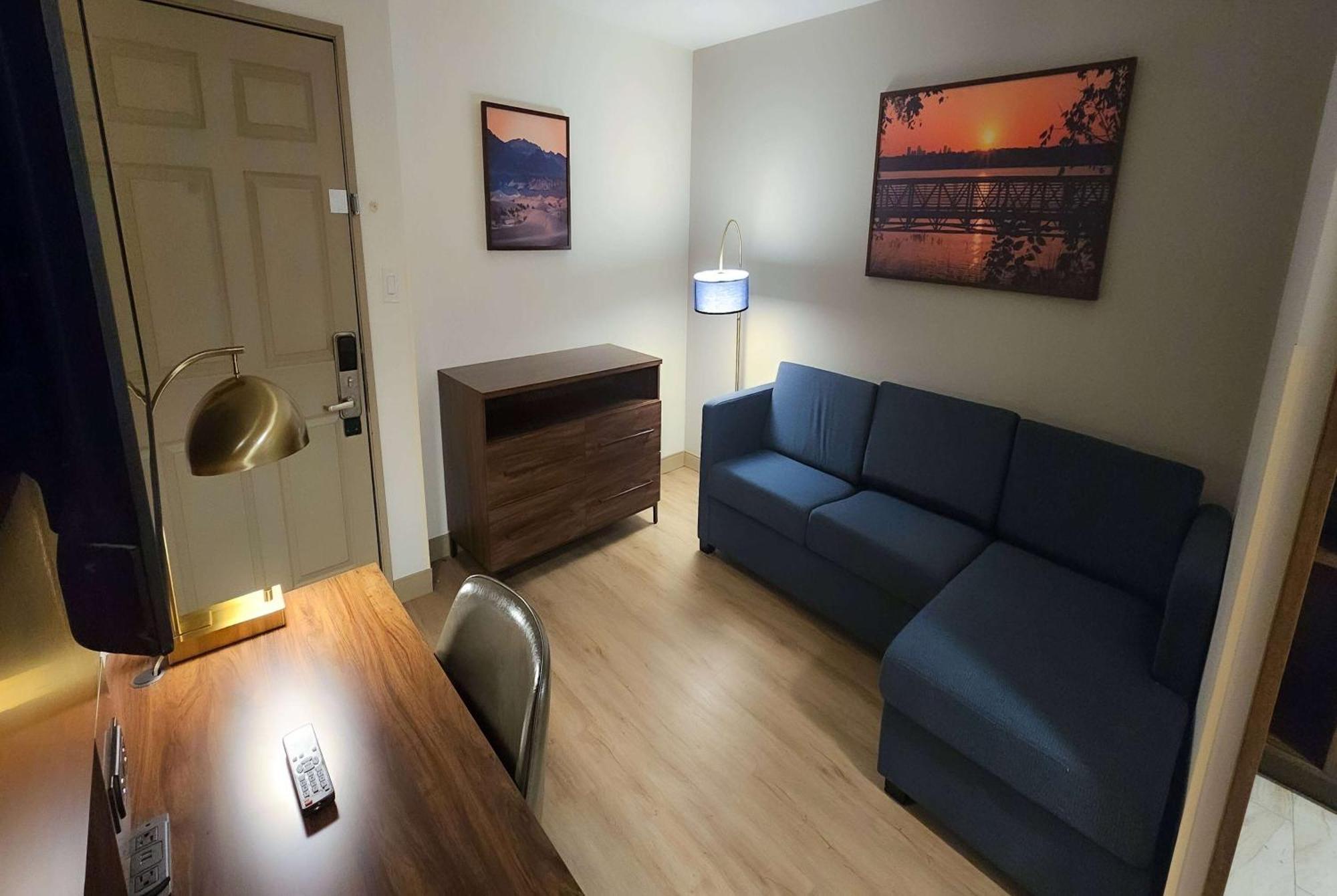 La Quinta By Wyndham Dallas Мескит Екстериор снимка