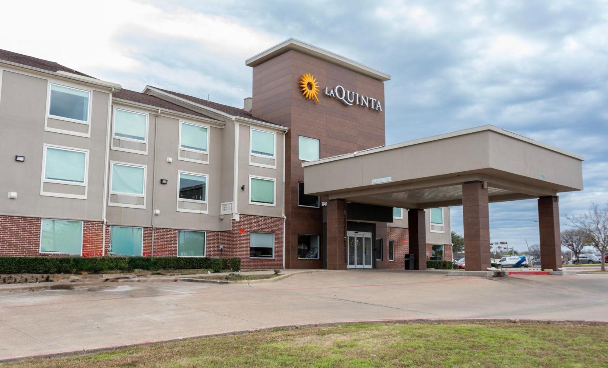 La Quinta By Wyndham Dallas Мескит Екстериор снимка